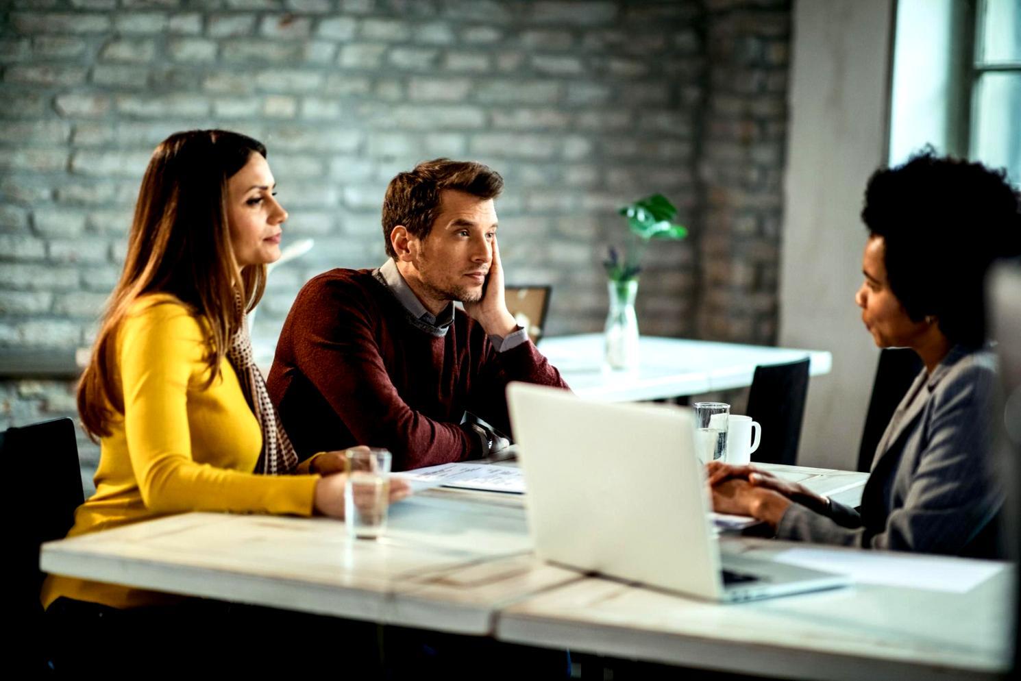 Interaktives Workshop-Szenario mit Teilnehmern